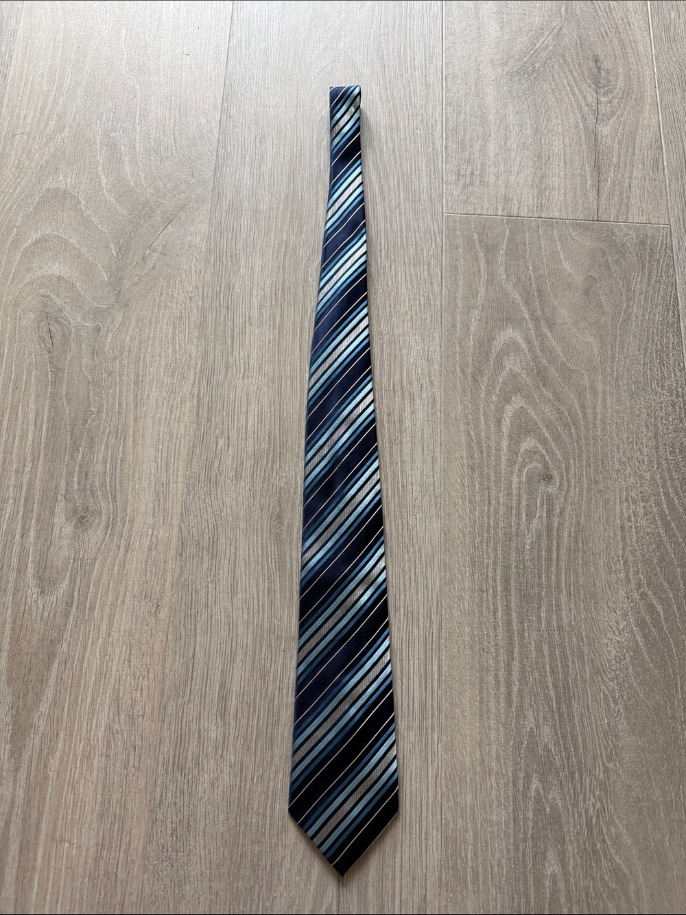 BCBG Men's Diagonal Stripe Tie in Navy, Light Blue, White